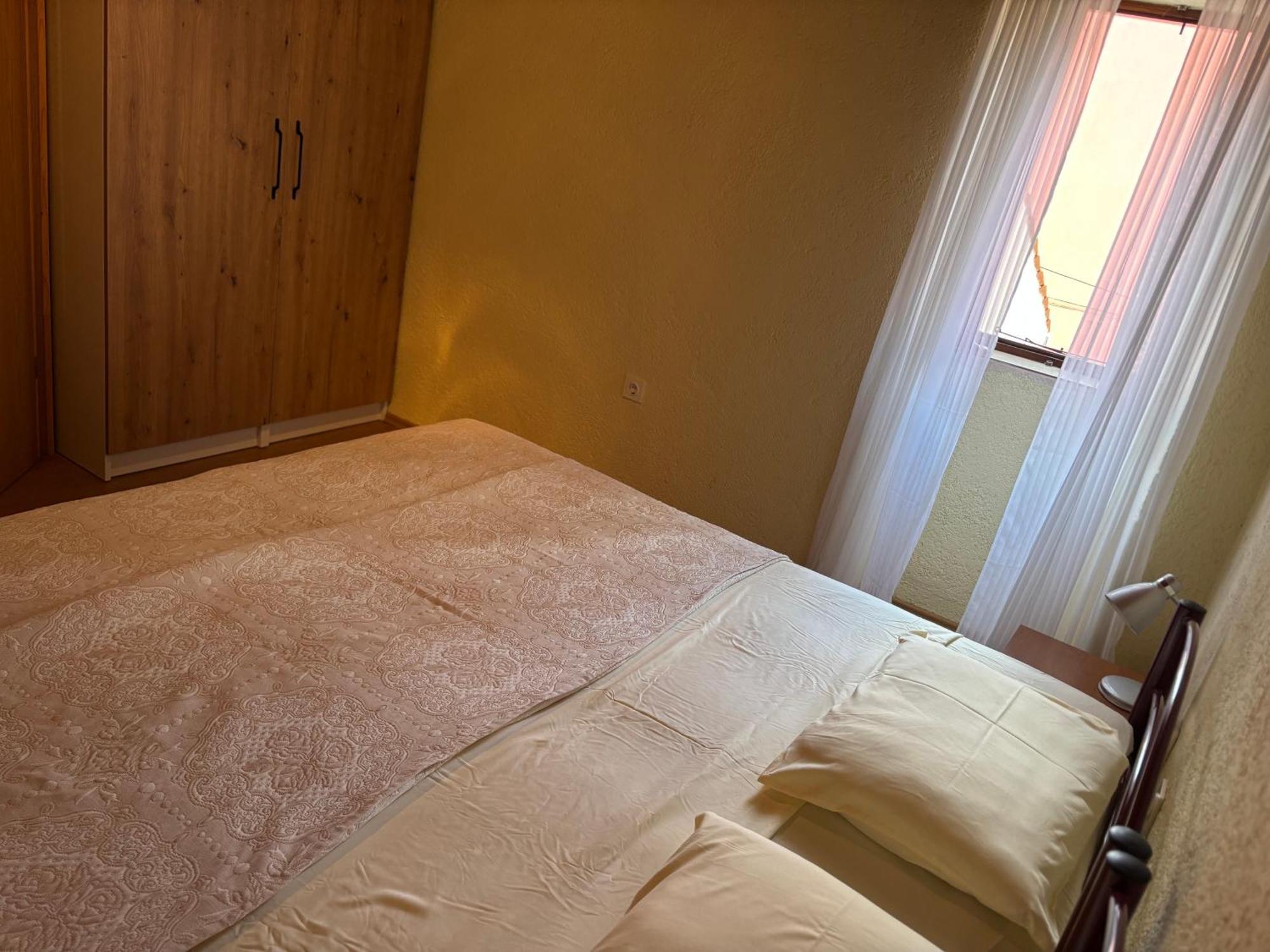 App Ines Apartment Mali Losinj Exterior photo