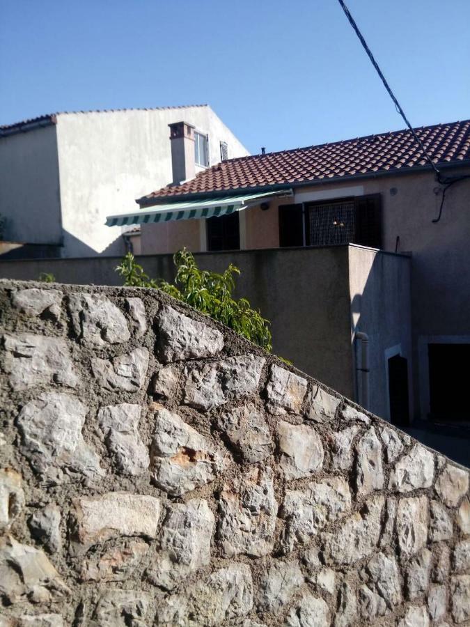 App Ines Apartment Mali Losinj Exterior photo